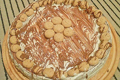 Schokoladen - Käse - Kuchen mit Amaretti 8