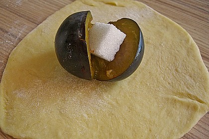 Zwetschgenknödel 14