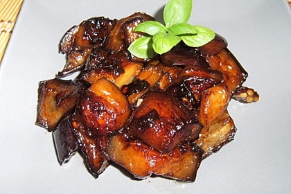 Süße Auberginen mit Knoblauch 7