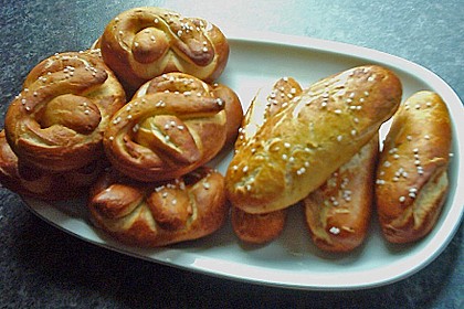 Schw&auml;bische Laugenbrezel 1