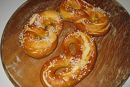 Schw&auml;bische Laugenbrezel 24