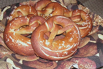 Schw&auml;bische Laugenbrezel 27