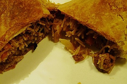 Asiatischer Strudel mit scharfer Pflaumenso&szlig;e 15