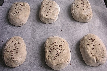 Roggenbrötchen 45