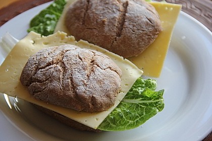 Roggenbrötchen 13