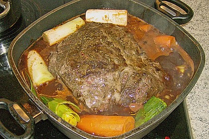 Wildschweinkeule, rustikal 1