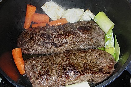 Wildschweinkeule, rustikal 2