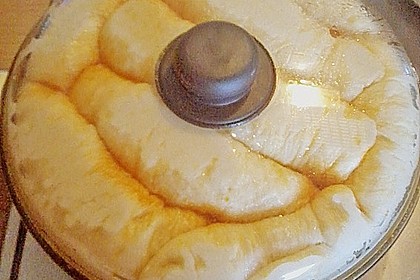 Dampfnudel herzhaft auf Kartoffeln 1