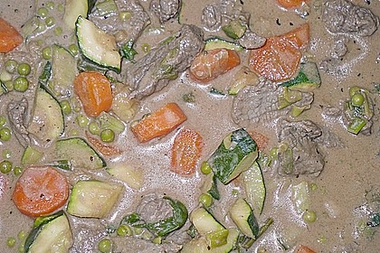 Strau&szlig;en - Eintopf mit Kokosmilch