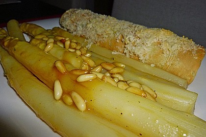 Gebratener Spargel mit Honig und Ziegenfrischkäse - Crêpes 9