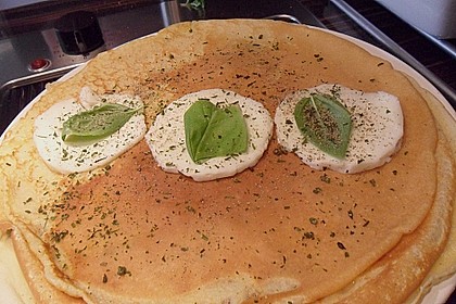 Gebratener Spargel mit Honig und Ziegenfrischkäse - Crêpes 3