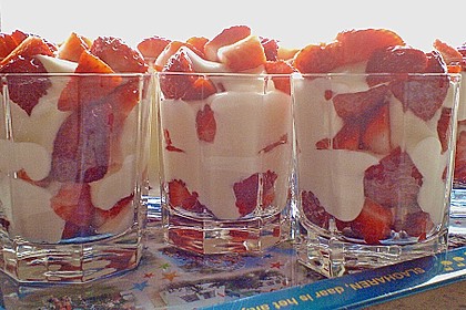 Erdbeeren mit Vanillecreme