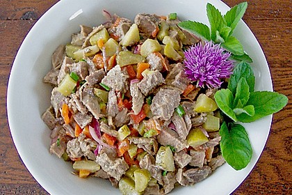 W&uuml;rziger Rindfleischsalat
