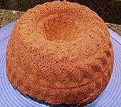 Gef&uuml;llter Napfkuchen (Bild)