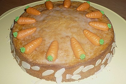 Aargauer Rüblitorte 12