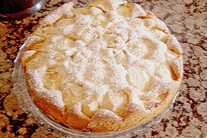 Bedeckter Apfelkuchen