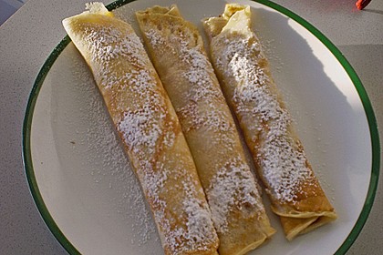 Palatschinken mit Marillenmarmelade 14