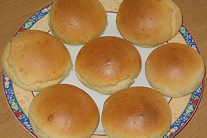 Frische Sonntagsbr&ouml;tchen Bonifatius 1