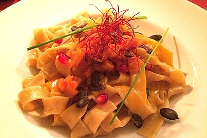 Pasta mit Kürbis und Pinienkernen 3