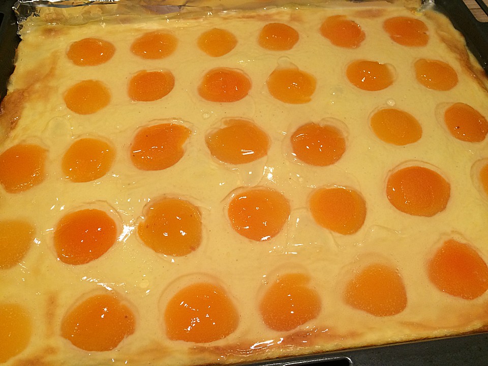 Spiegeleikuchen vom Blech (Rezept mit Bild) von Paula18 | Chefkoch.de