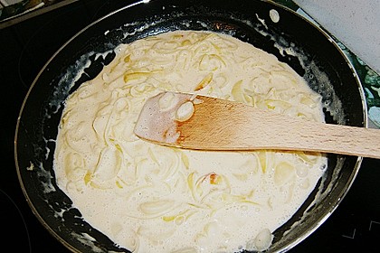 Zwiebel-Sahne Hähnchen 47