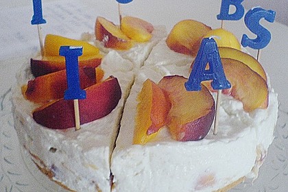 Nektarinentorte mit K&auml;se - Sahne 2