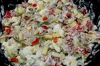 Bunter K&auml;sesalat