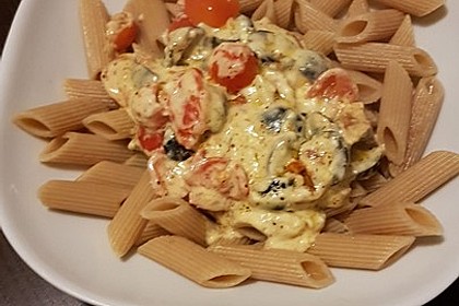 Nudeln mit Tomaten, Schafskäse und Oliven 25