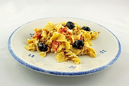 Nudeln mit Tomaten, Schafskäse und Oliven 13