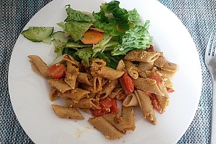 Nudeln mit Tomaten, Schafskäse und Oliven 42