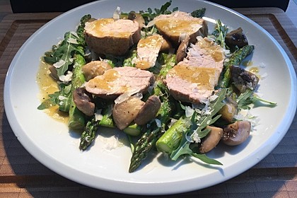 Schweinefilet mit Rucola und grünem Spargel 4