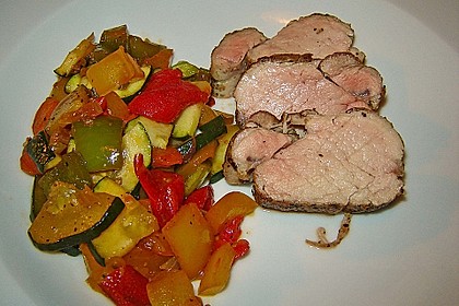 Schweinefilet mit Rucola und grünem Spargel 7