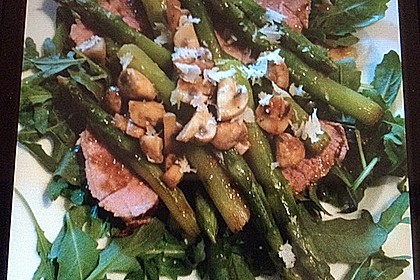 Schweinefilet mit Rucola und grünem Spargel 10
