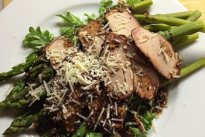 Schweinefilet mit Rucola und grünem Spargel 1