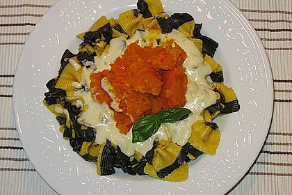Bandnudeln mit K&uuml;rbis und Gorgonzola - Walnuss - Sauce 5