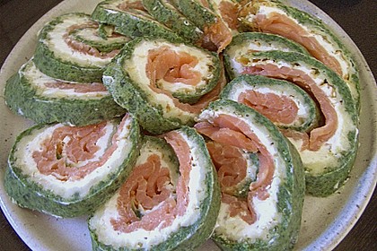 Lachsrolle mit Spinat und Frischkäse 113