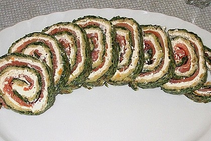 Lachsrolle mit Spinat und Frischkäse 24