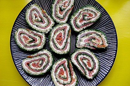 Lachsrolle mit Spinat und Frischkäse 59