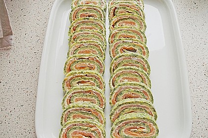 Lachsrolle mit Spinat und Frischkäse 9