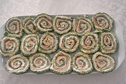 Lachsrolle mit Spinat und Frischkäse 143