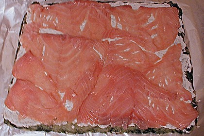 Lachsrolle mit Spinat und Frischkäse 150