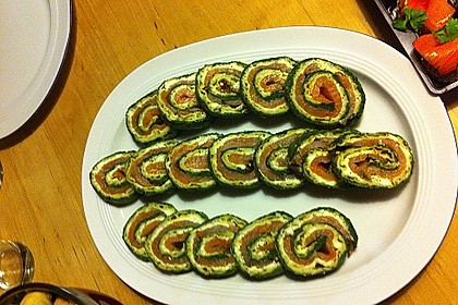 Lachsrolle mit Spinat und Frischkäse 129