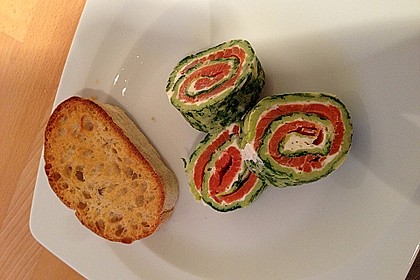 Lachsrolle mit Spinat und Frischkäse 77