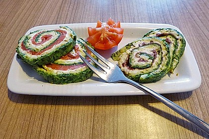 Lachsrolle mit Spinat und Frischkäse 16