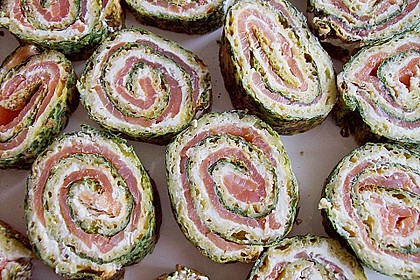 Lachsrolle mit Spinat und Frischkäse 39