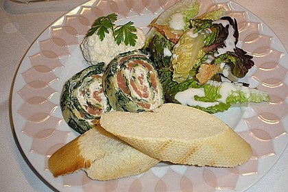 Lachsrolle mit Spinat und Frischkäse 42