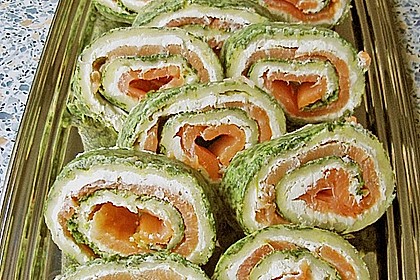 Lachsrolle mit Spinat und Frischkäse 90
