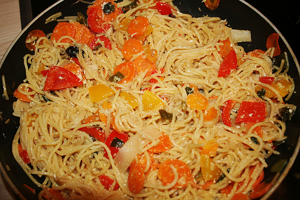 Chinesische Nudeln (Rezept mit Bild) von melly6671 | Chefkoch.de