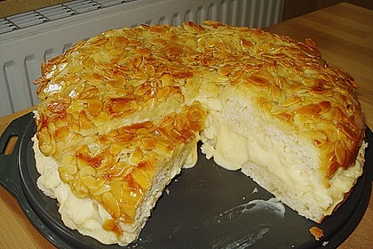 Großmutters Bienenstich 3