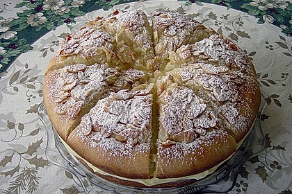 Großmutters Bienenstich 10